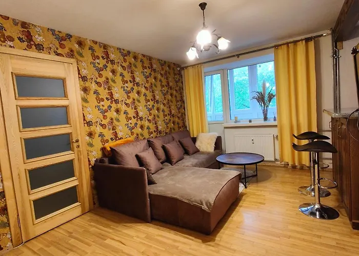 By The Park Διαμέρισμα *